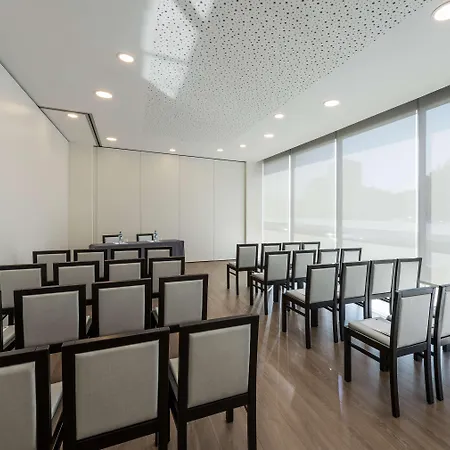 Tryp By Wyndham Hotel