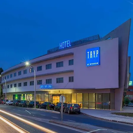 Hotel Tryp By Wyndham 4*