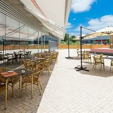 Hotel Tryp By Wyndham 4*