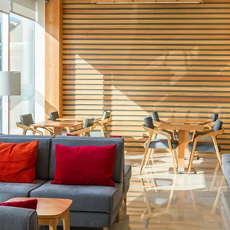 Tryp By Wyndham Hotel 4*