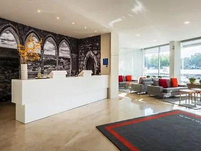 Hotel Tryp By Wyndham 4*