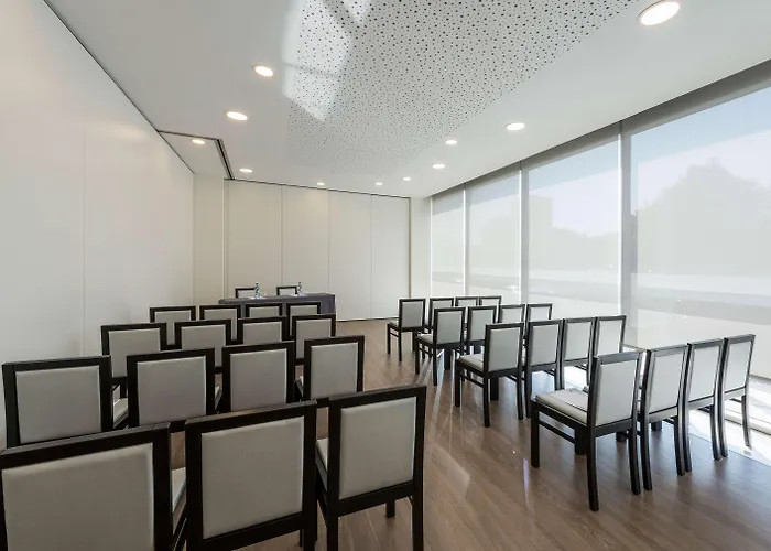 Tryp By Wyndham Hotel