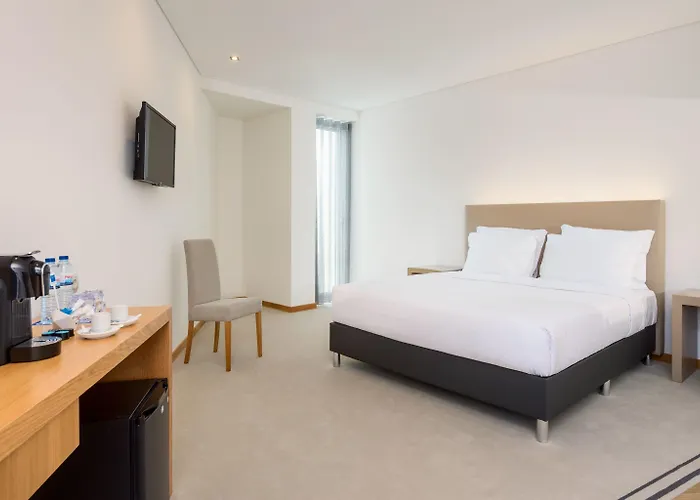 Hotel Tryp By Wyndham Leiria