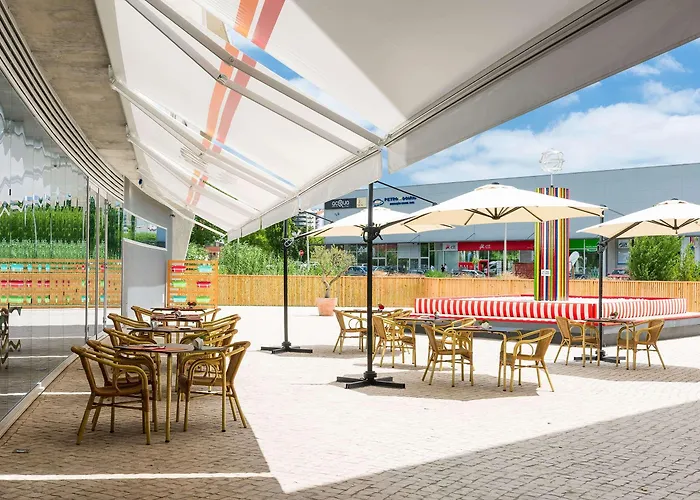 Tryp By Wyndham Hotel