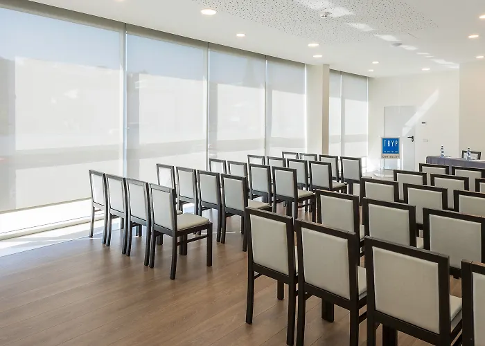 Tryp By Wyndham Leiria