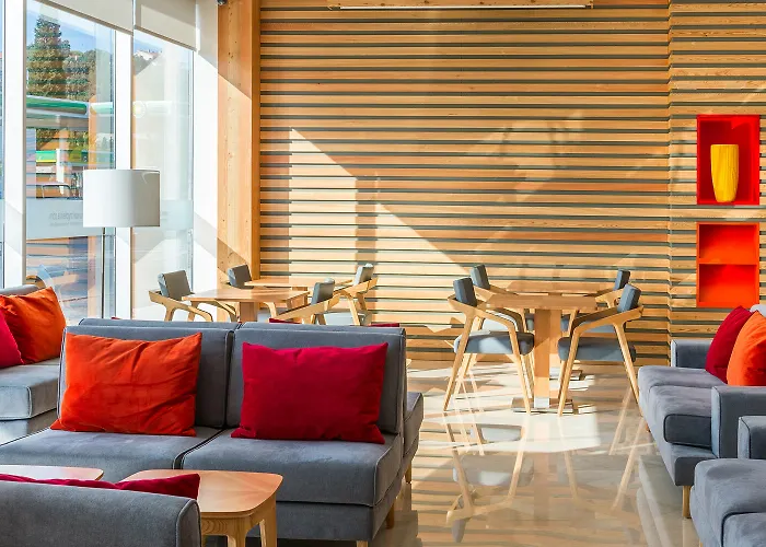 Tryp By Wyndham Hotel 4*